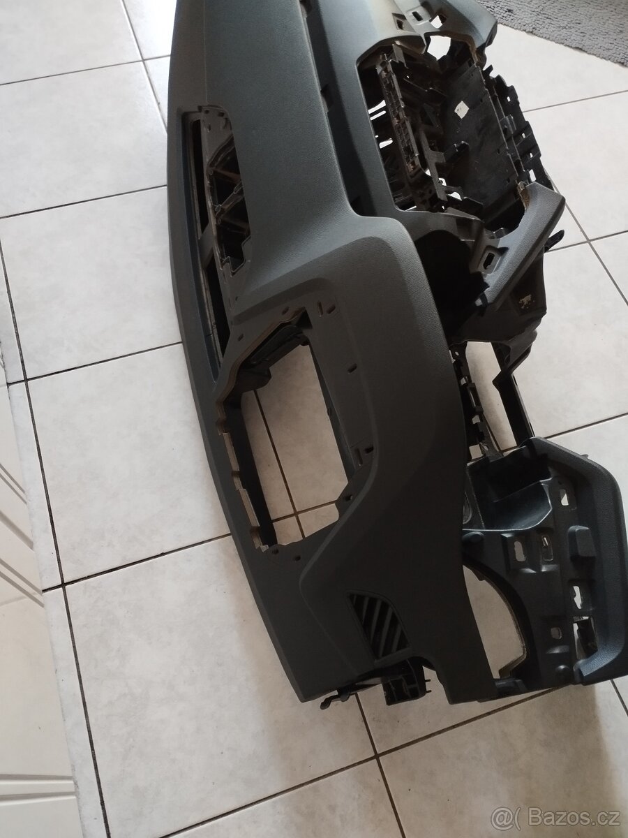 Airbagová sada Škoda Octavia  4 Head Up s novou deskou