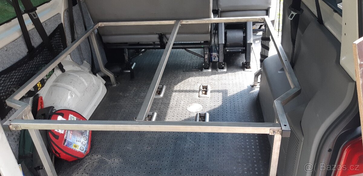 Vw Transporter t5,caravela vestavba na spaní