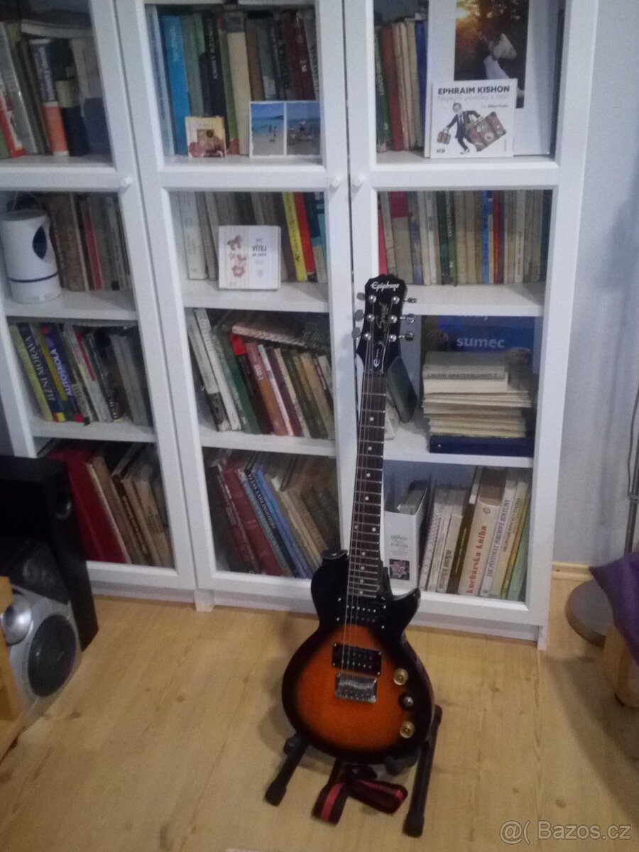 Prodám elektrickou 3/4 kytaru EPIPHONE.