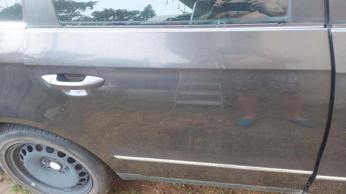 Dveře VW passat b6 combi barva LC8Z