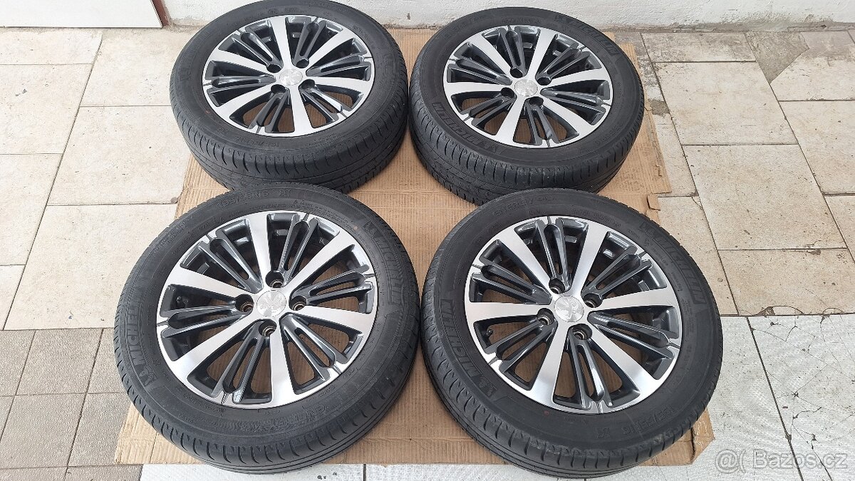 Alu kola Peugeot 16" 4x108 letní pneu 195/55 R16 5mm 208