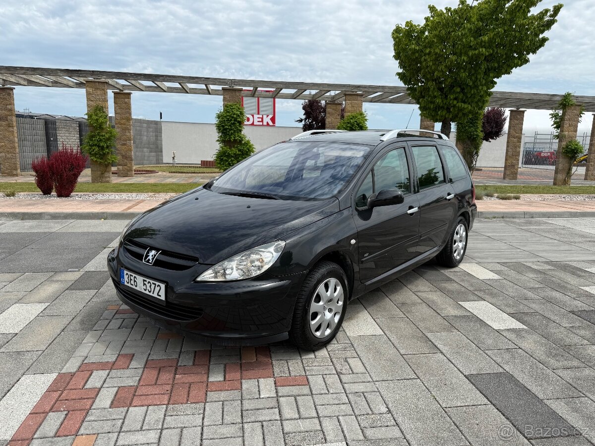 Peugeot 307 combi - 7místné - 2.0hdi 66kW - 2004 - tažné