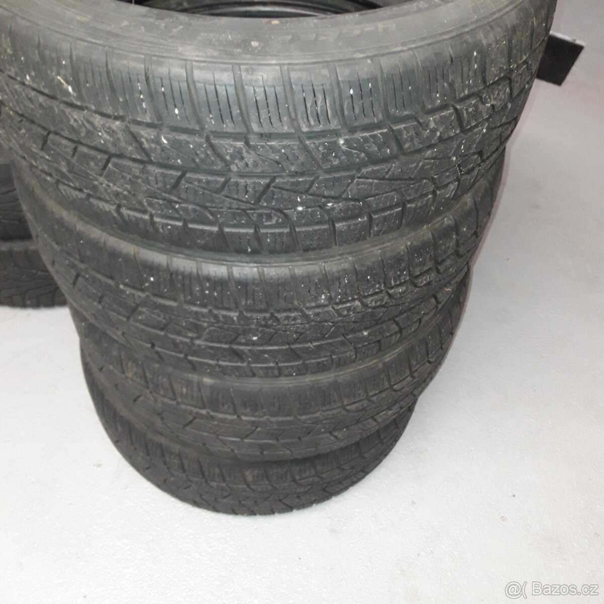 Celoroční pneu LANDSAIL 4Seasons 205/45R17 88V