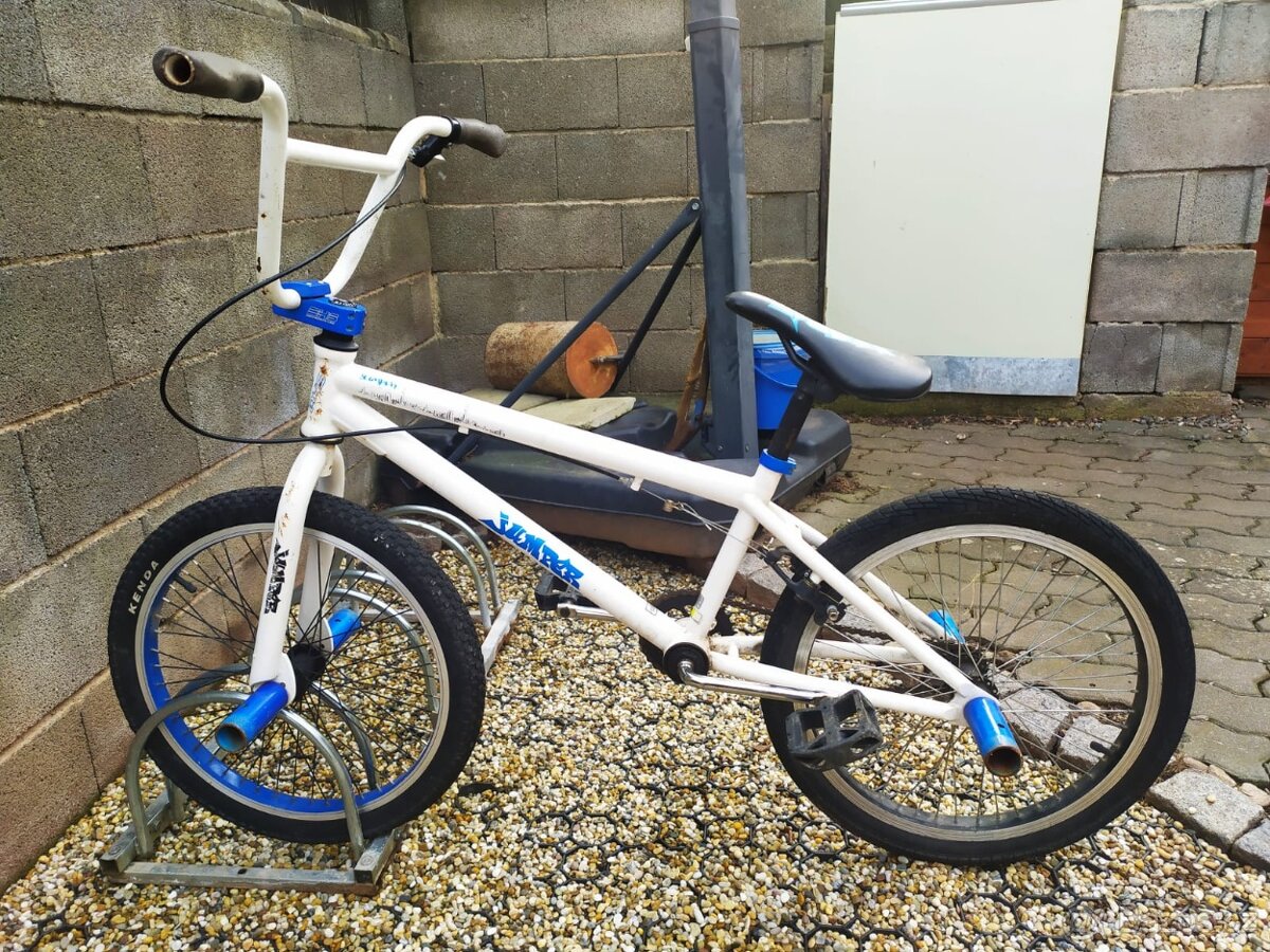 Dětské kolo BMX
