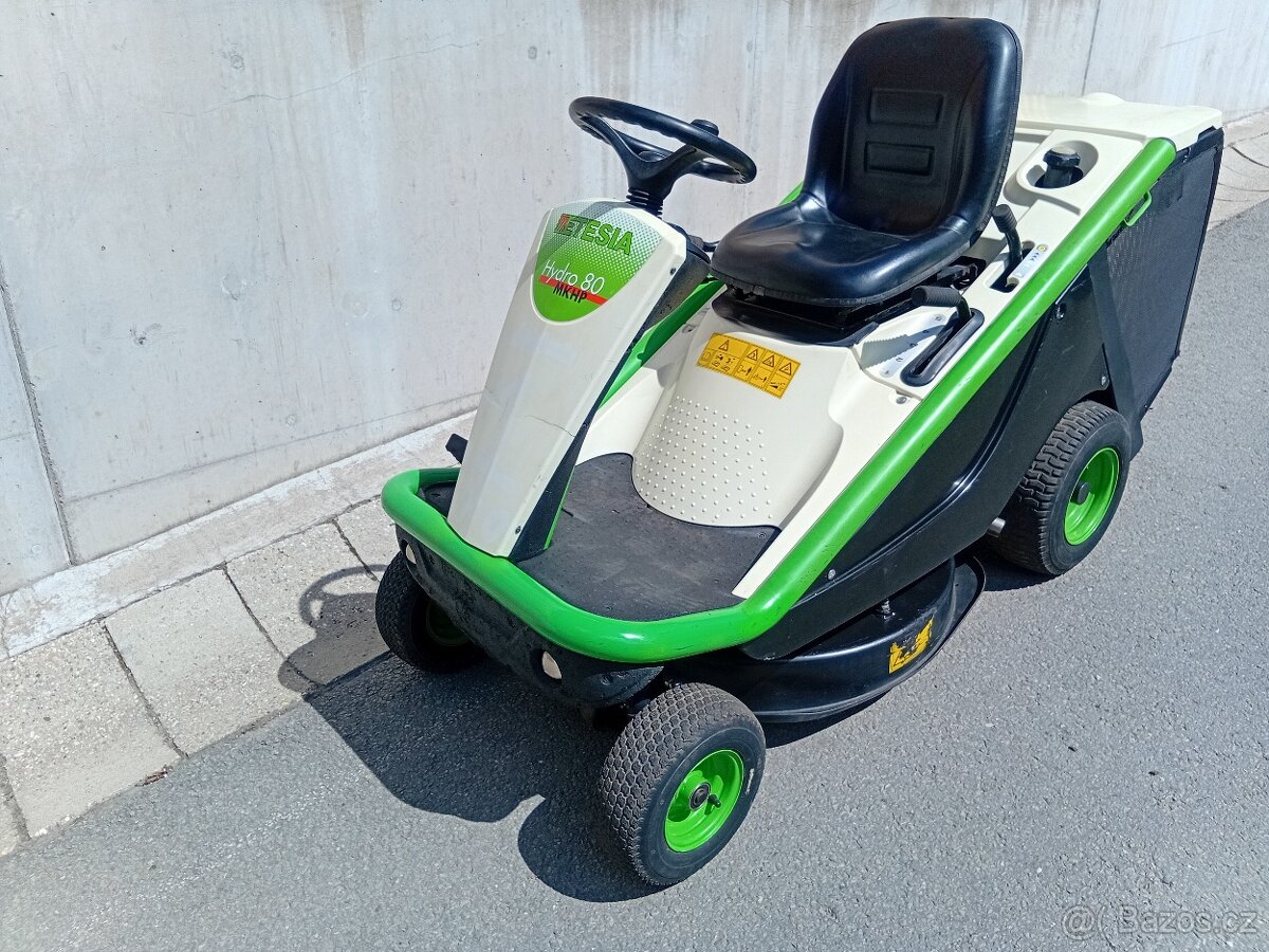 Prodám zahradní traktor Rider Etesia Bahia 16Hp Hydro