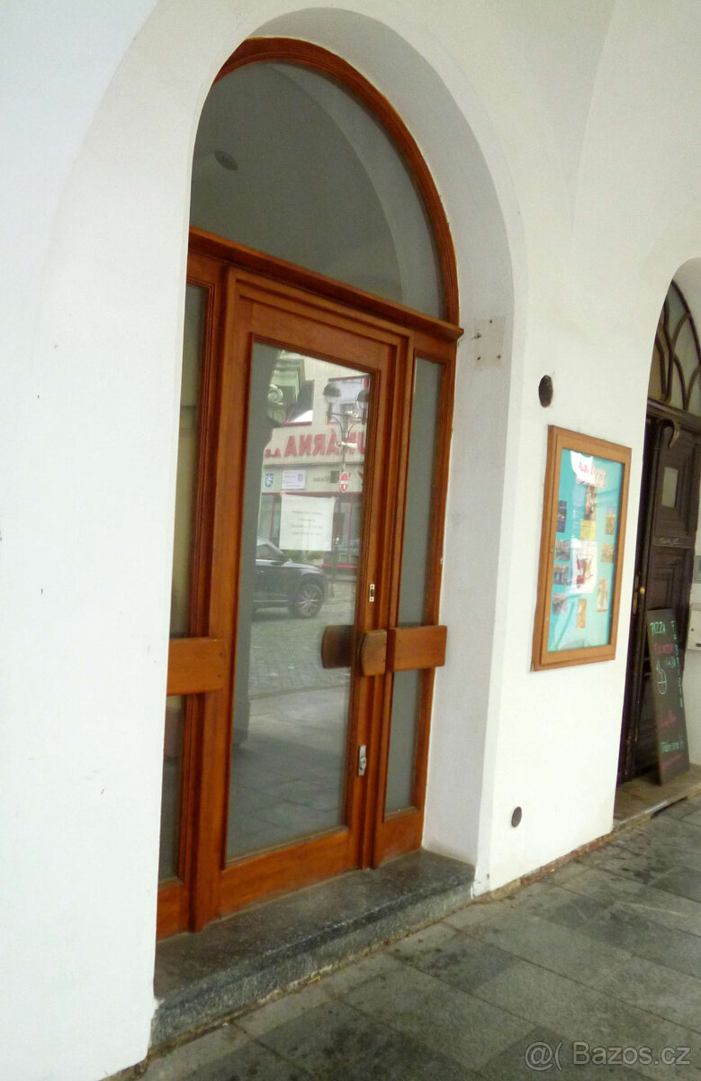 Pronájem obchodní prostor České Budějovice, Dr. Stejskala