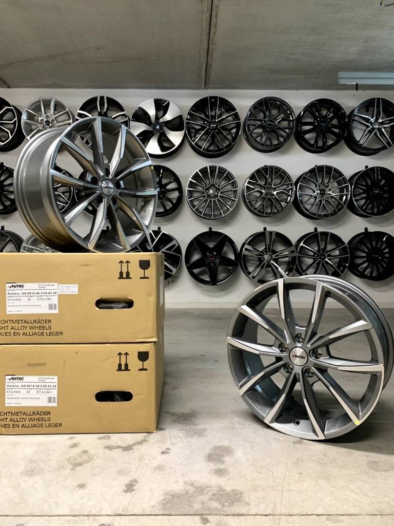 Nové Nissan , Dacia alu kola R18 5x114.3