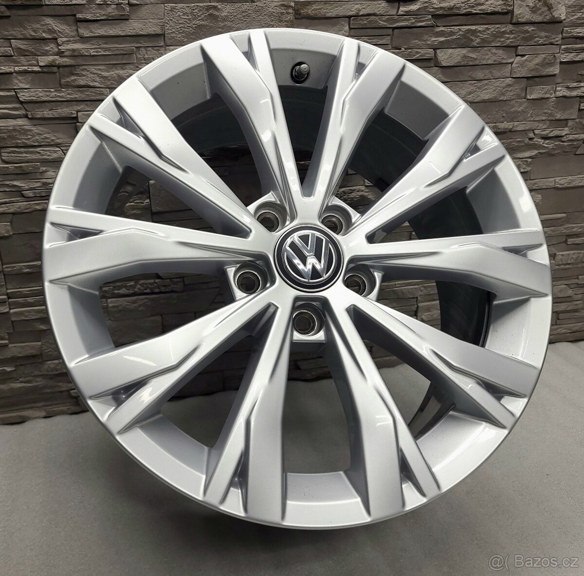 17" Originál VW Montana 5x112 Tiguan II Passat B8