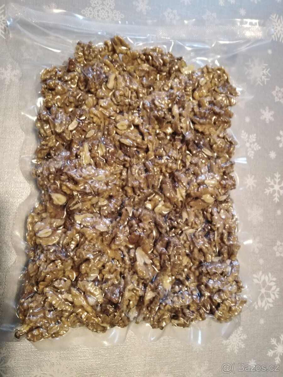 Vlašské ořechy loupané