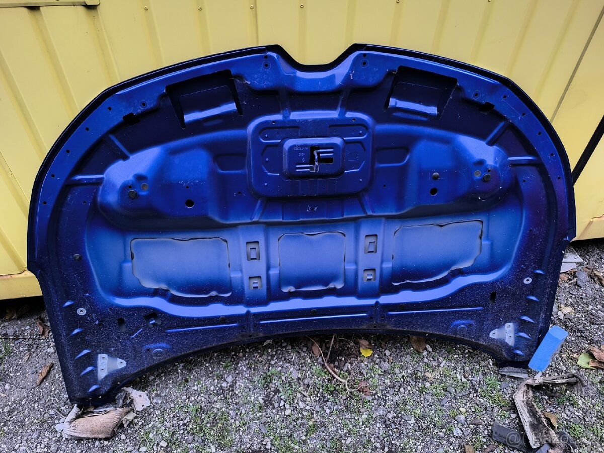 Megane 4 přední kapota