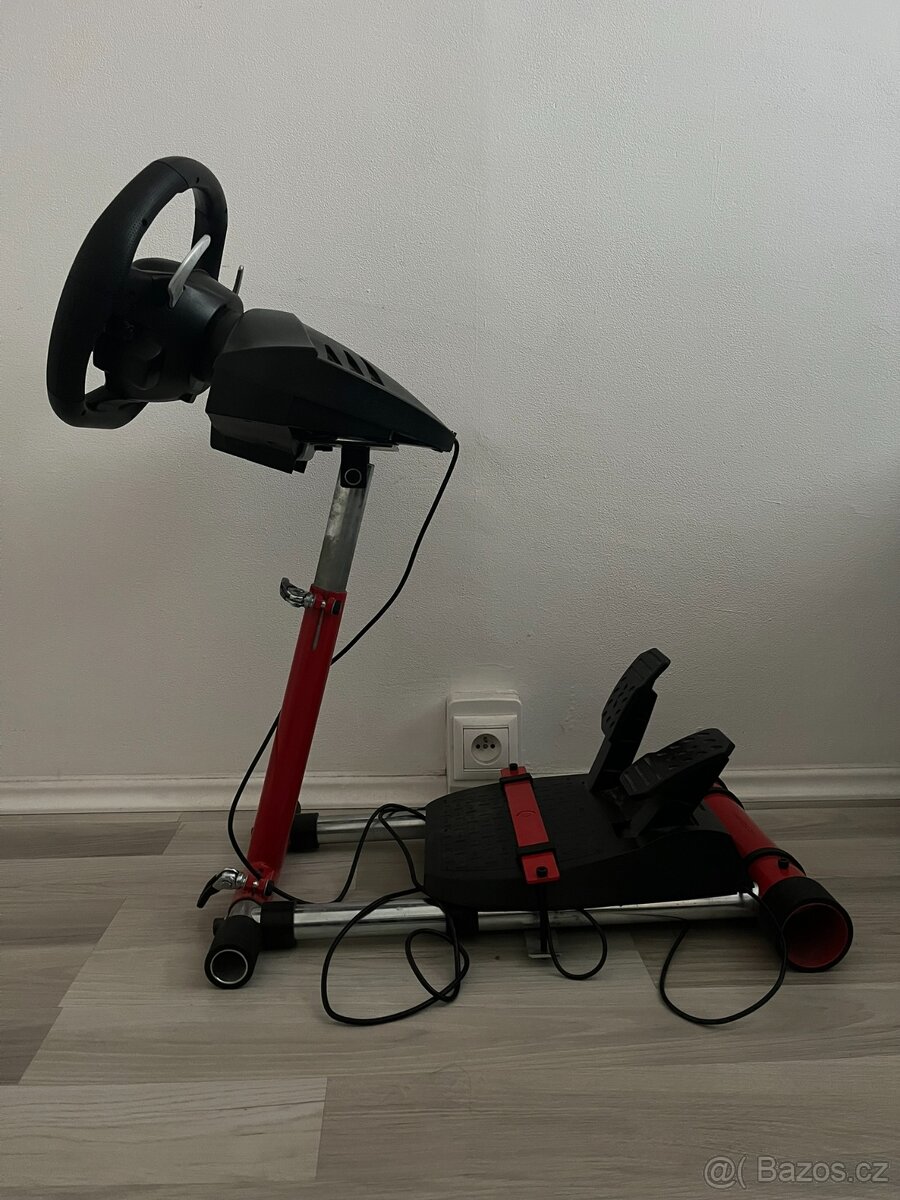 Prodám volant + konstrukci