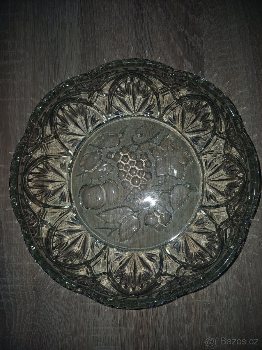 Skleněná mísa
