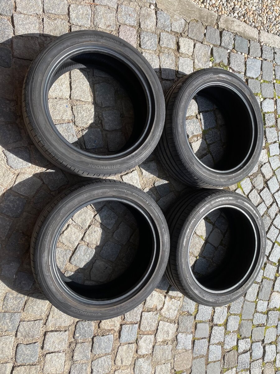 235/45 r18 letní