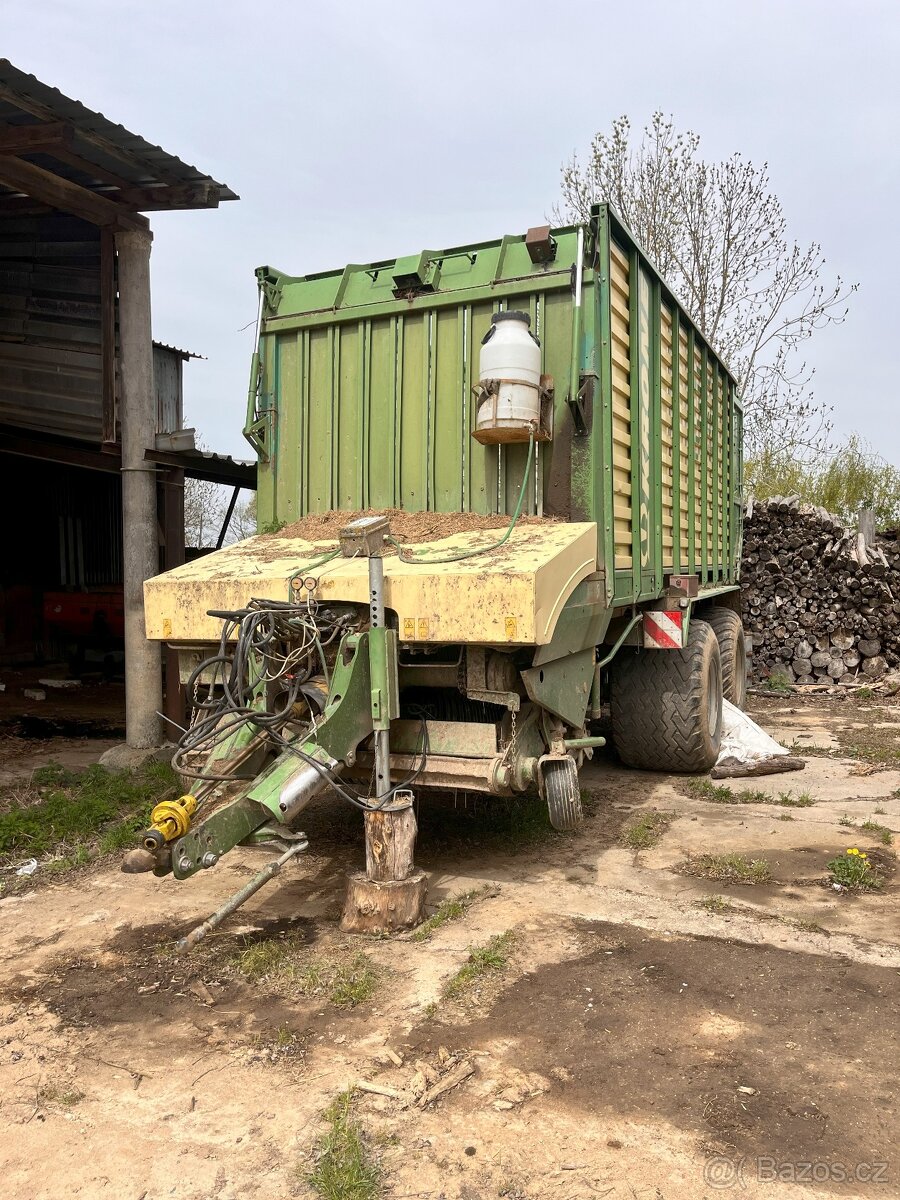 Senážní vůz Krone ZX 40 GL