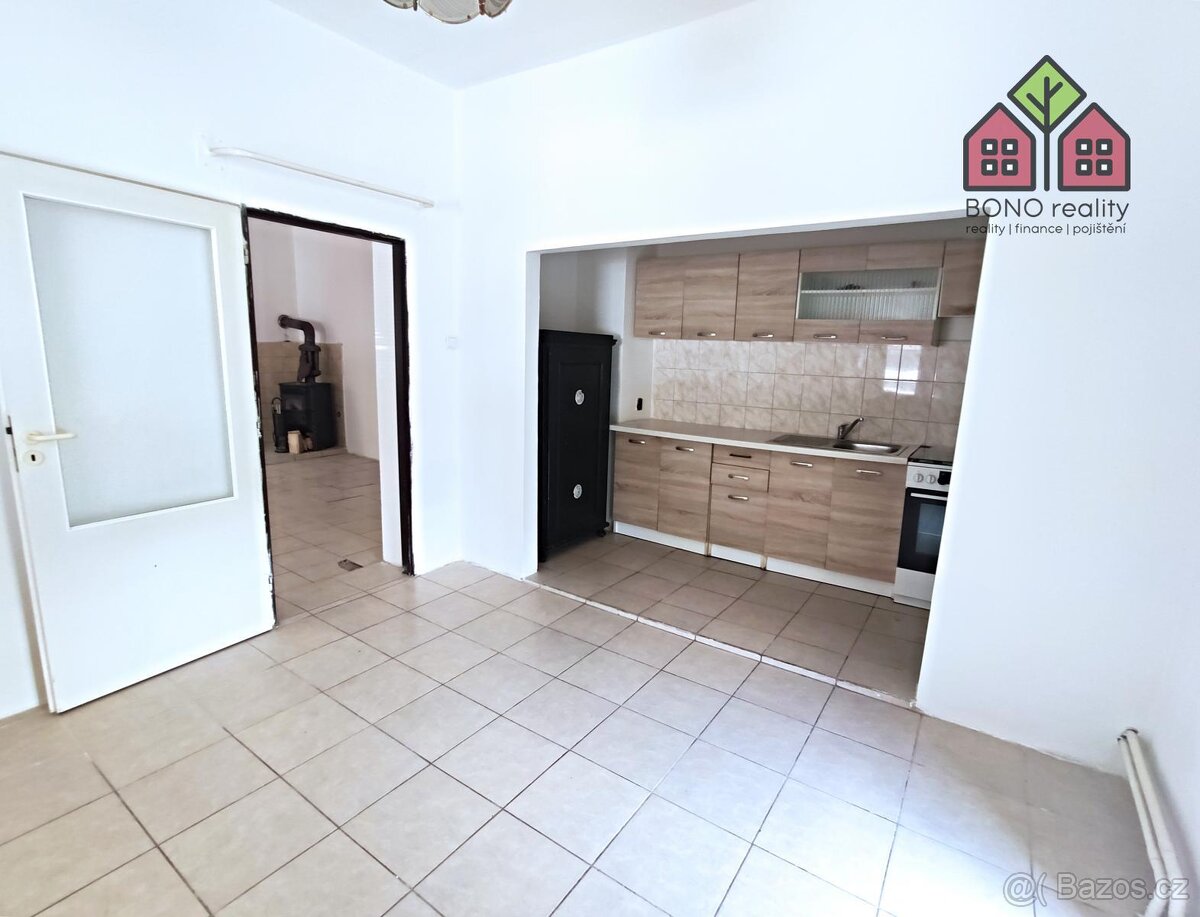 Prodej RD 6+1 s menší zahrádkou, pozemek 559 m2, obec Volfar