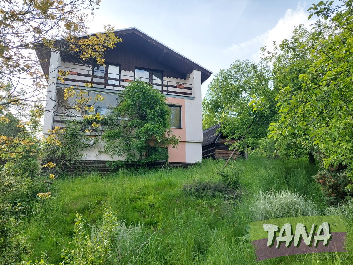 Rodinný dům s velkou zahradou, Krkonoše, horské středisko Vy