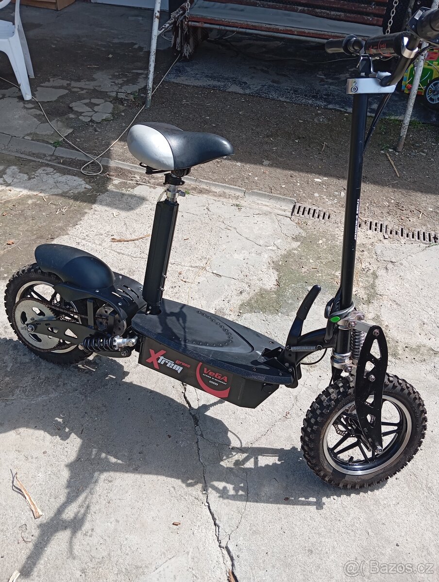 vega xtrem cros 1000 na náhradní díly