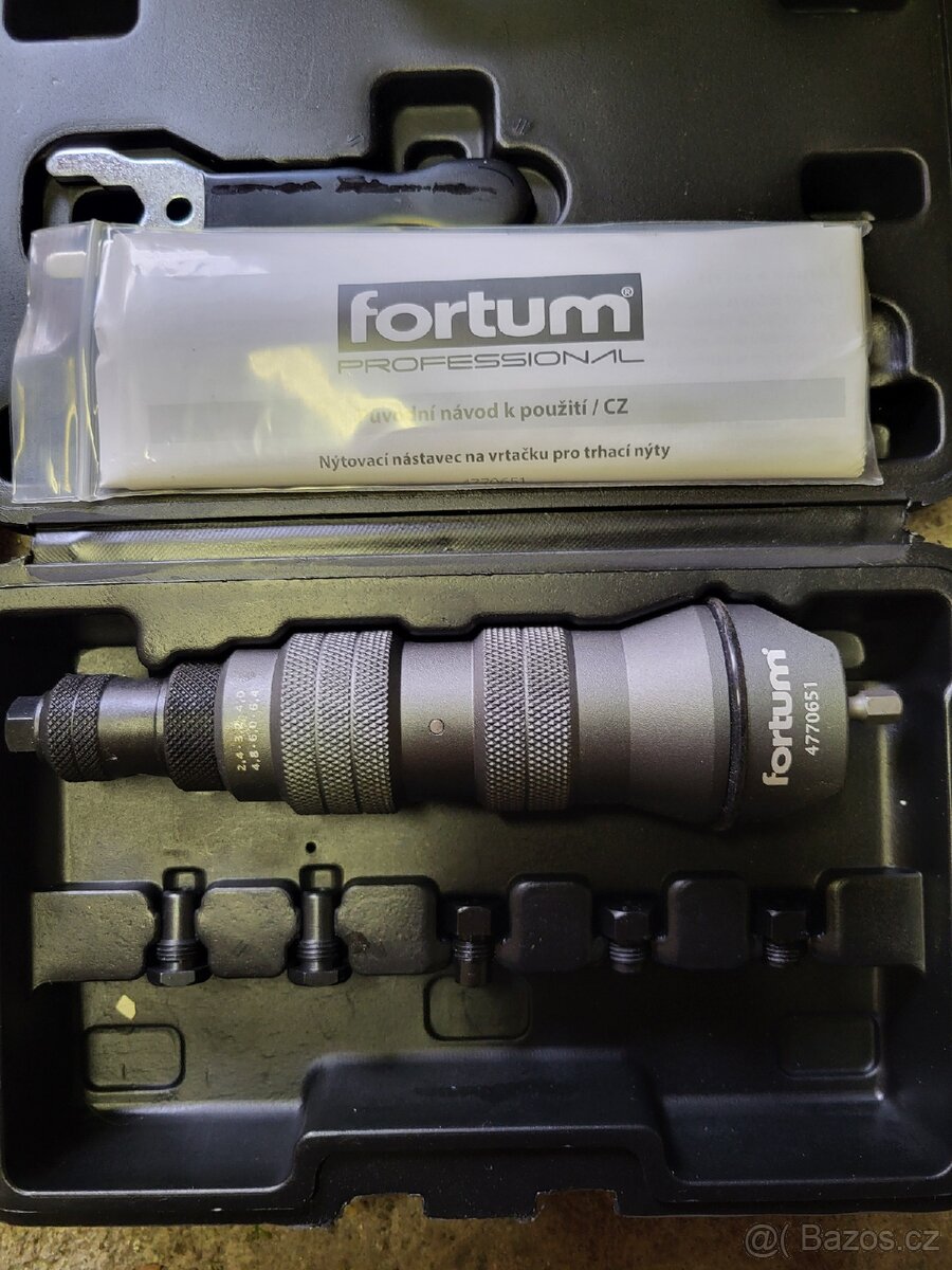 Nýtovací nástavec na trhací nýty Fortrum Profi, nepoužitý