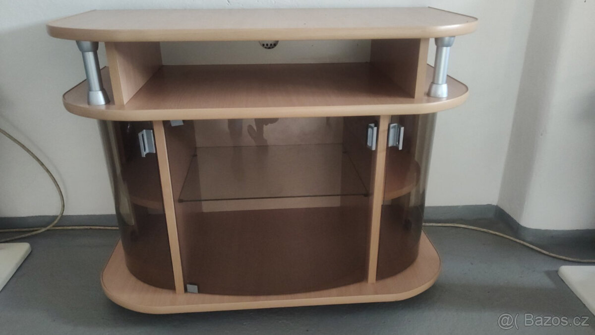 TV stolek