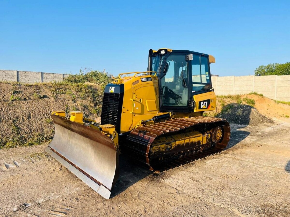 Buldozer Caterpillar D5K2LGP