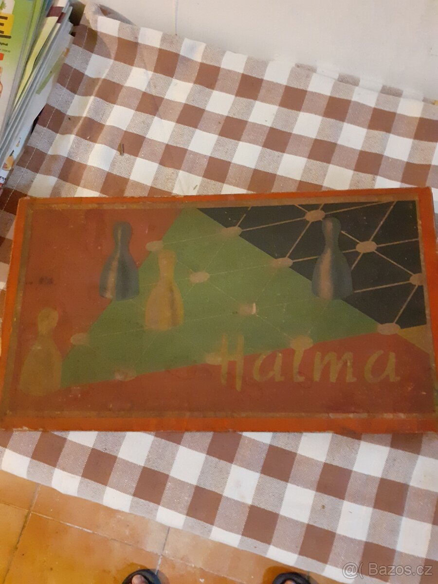 Stará stolní hra HALMA