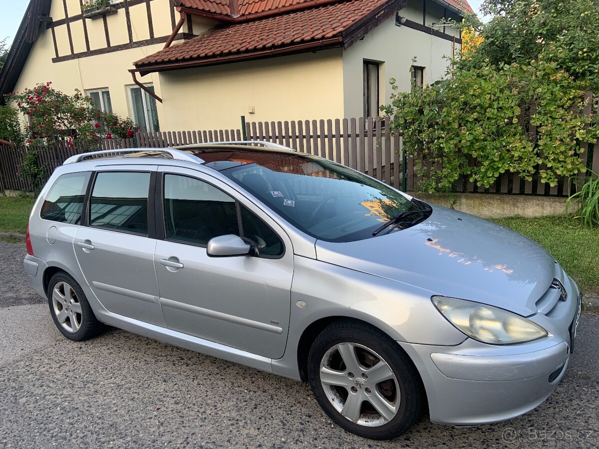 Peugeot 307 SW 2.0 HDI Rok 2005. 7 místný. Klima. Tažné