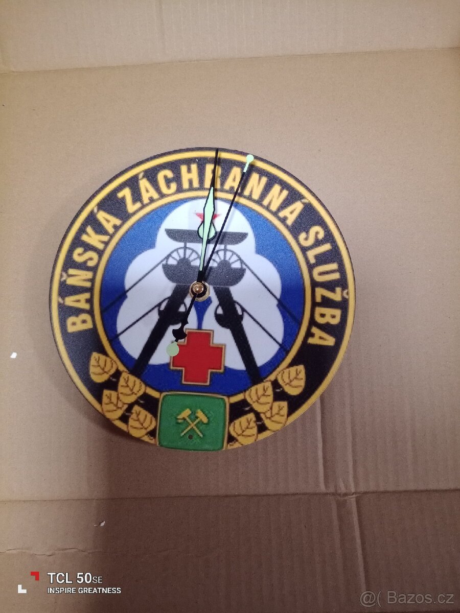 Nástěnné hodiny Báňská záchranná služba.