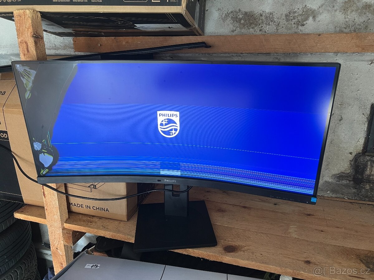 Monitor 34" Philips 345B1C.