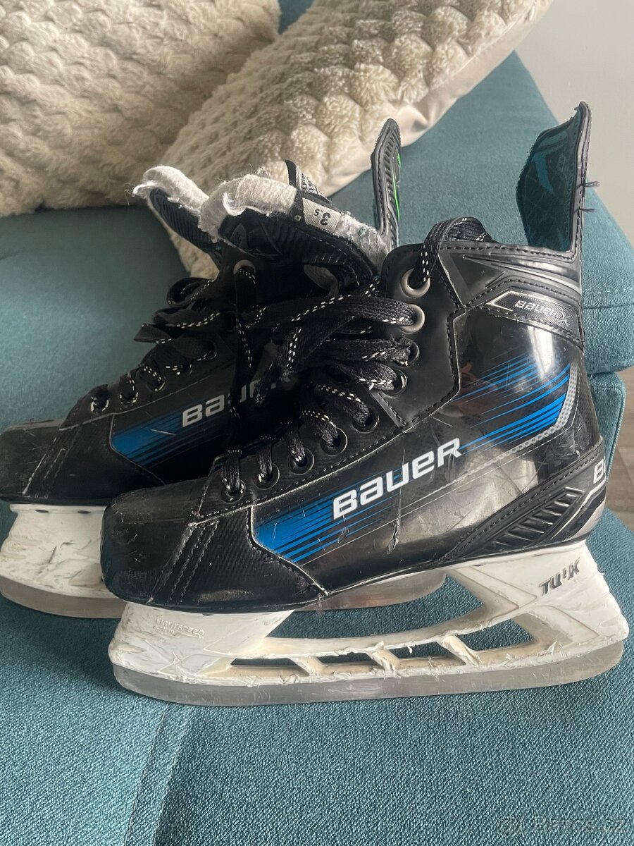 Brusle Bauer X-S23-JR velikost 3,5