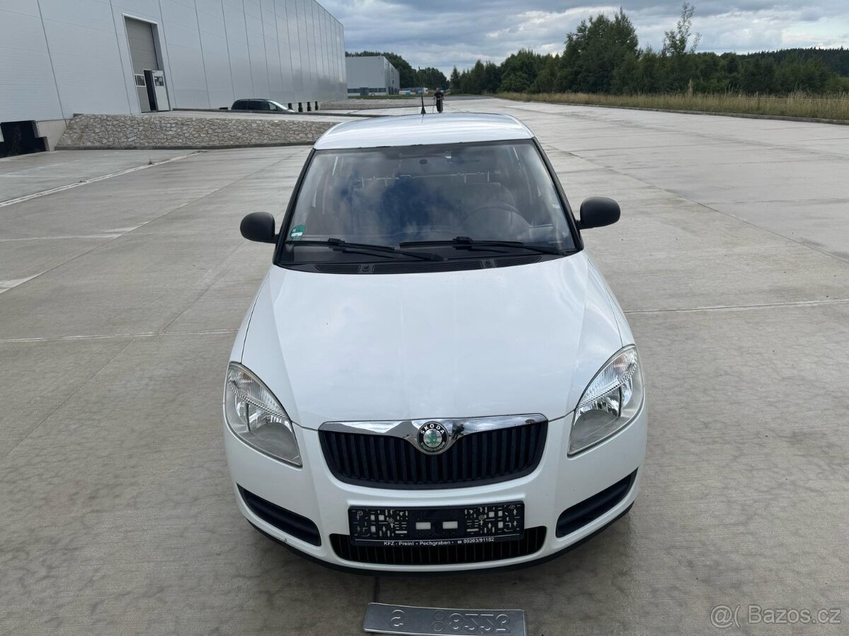 Skoda Fabia 1.2 60 koní NOVÁ STK r.v. 2009