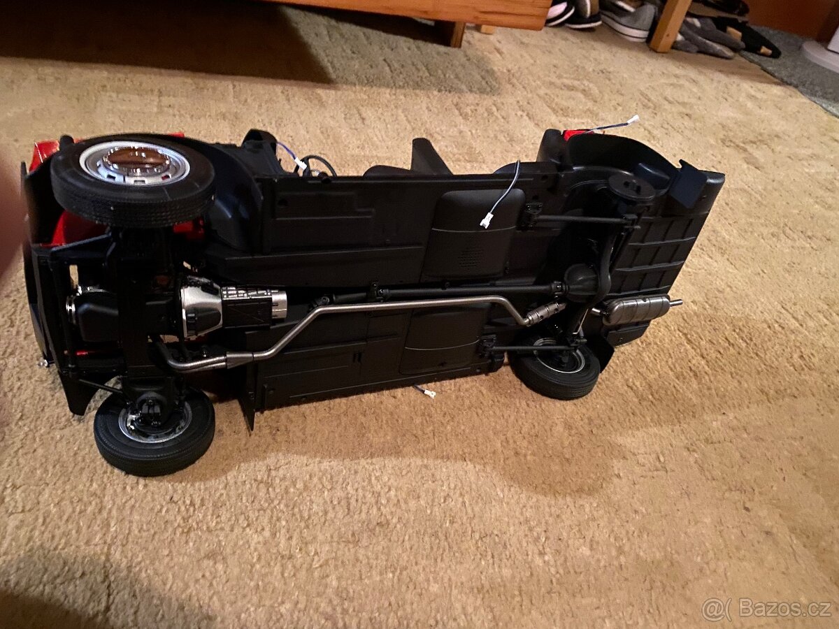 Prodám model auta žigulík lada