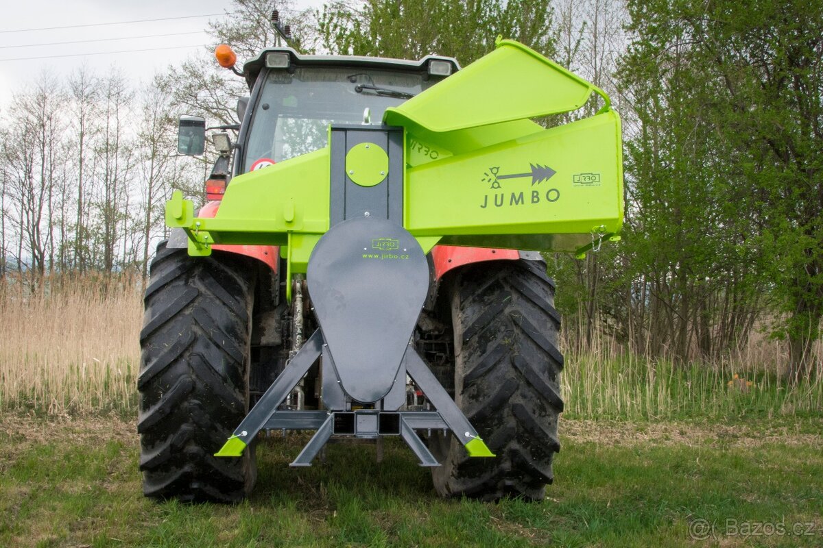 špalíkovač štěpkovač za traktor do 18cm s plněním big bag