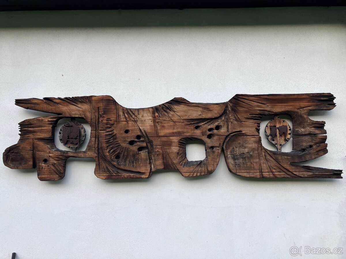 Dřevěná plastika-autorská práce, 80. léta