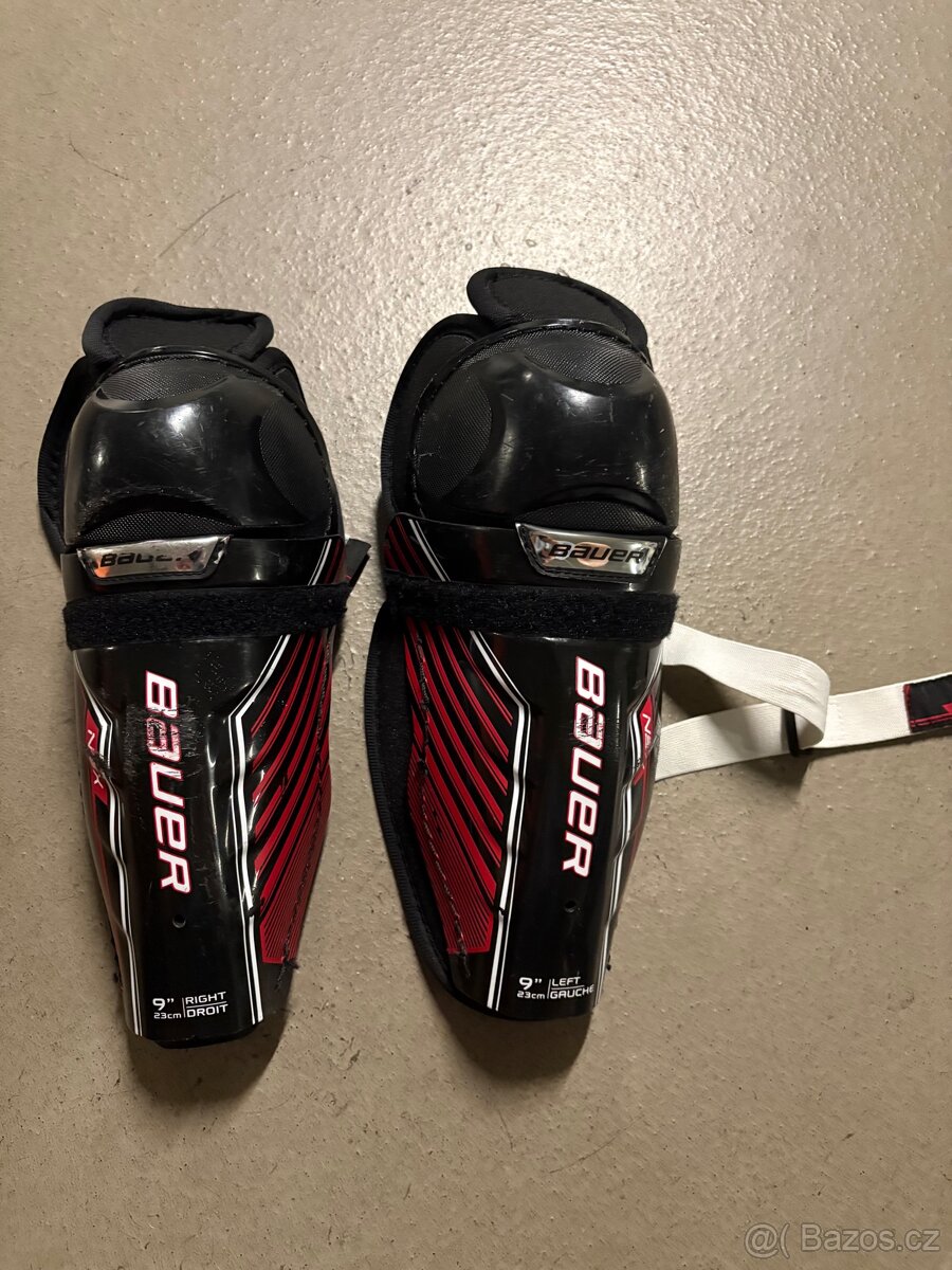 Dětské chrániče Bauer vel 9 = 23cm