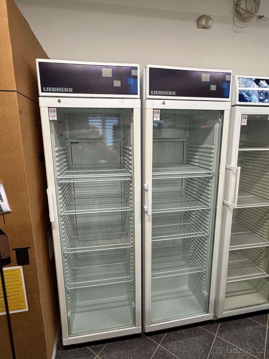 Prosklená chladnička Liebherr FKDv 4203