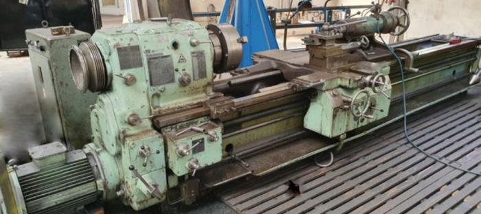 Soustruhy - hrotové SU 80 A/3000