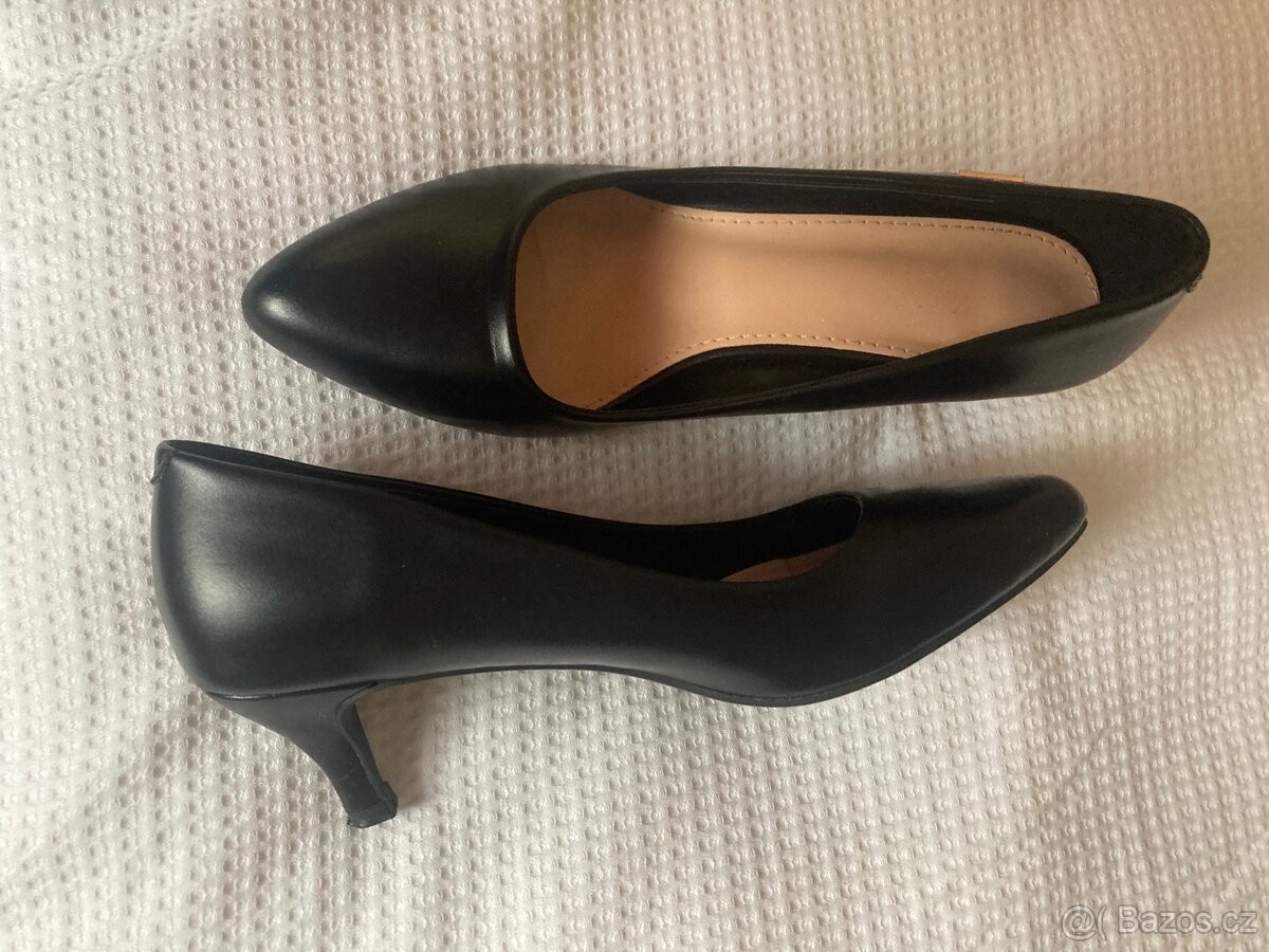 Dámské elegantní lodičky