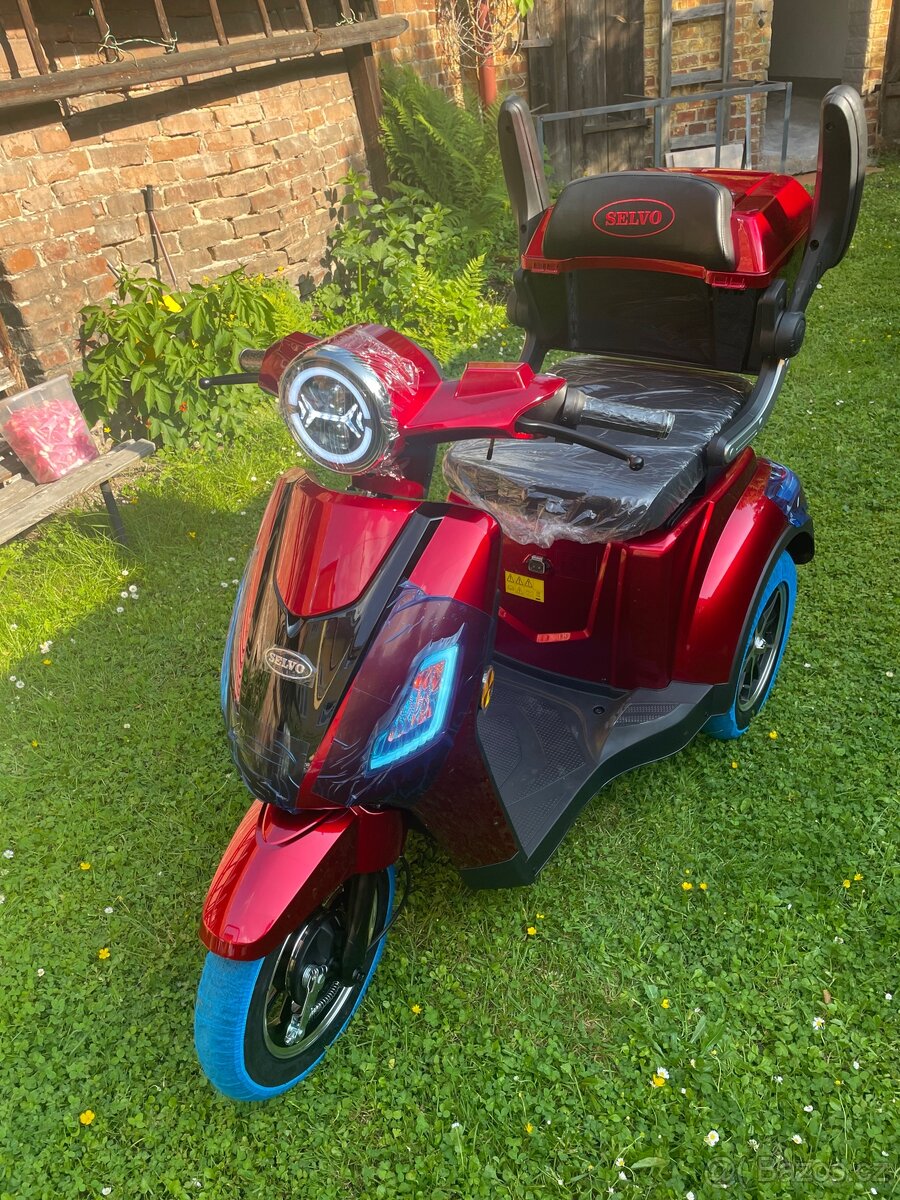 Nový elektrický vozík SELVO-Li (výprodej skladu)
