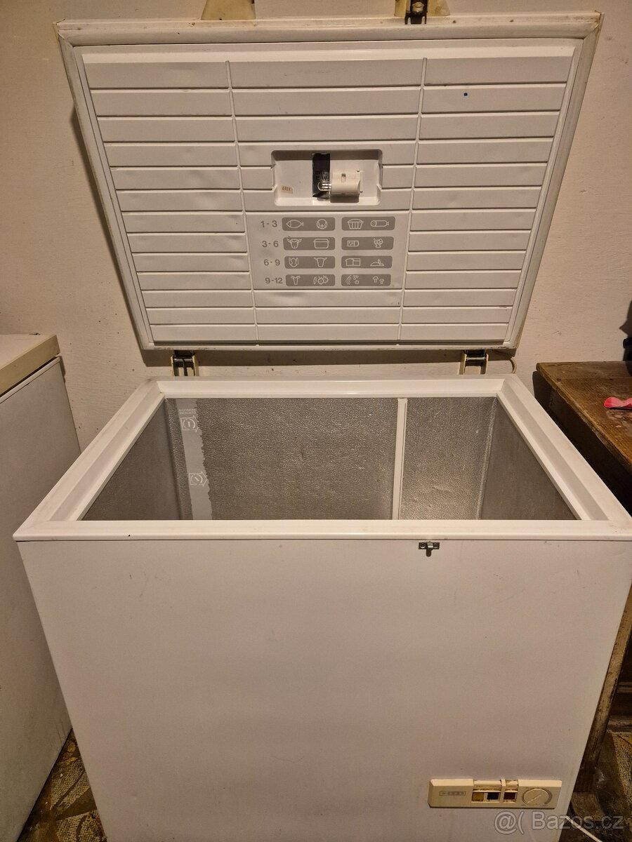 Pultovy mrazak 240l