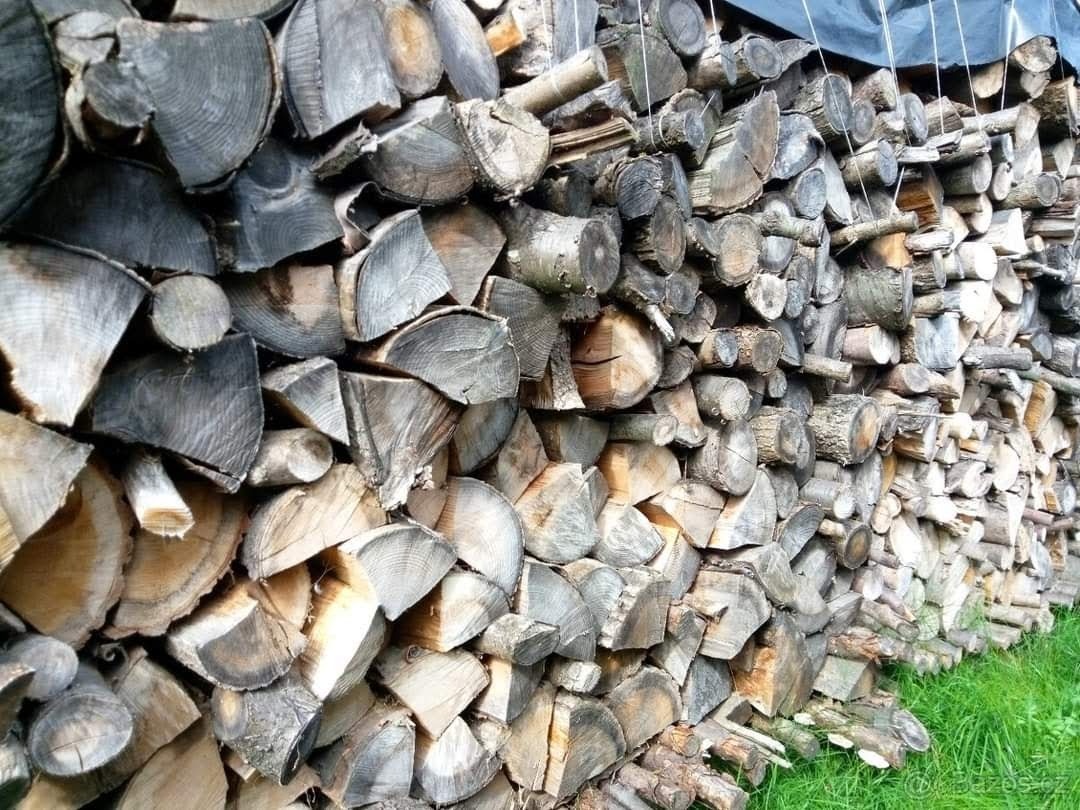 Dřevo na topení, dřevo na uzení