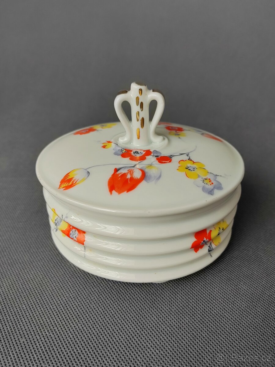 Okouzlující porcelánová bonboniéra/cukřenka Hertel Jacob1930