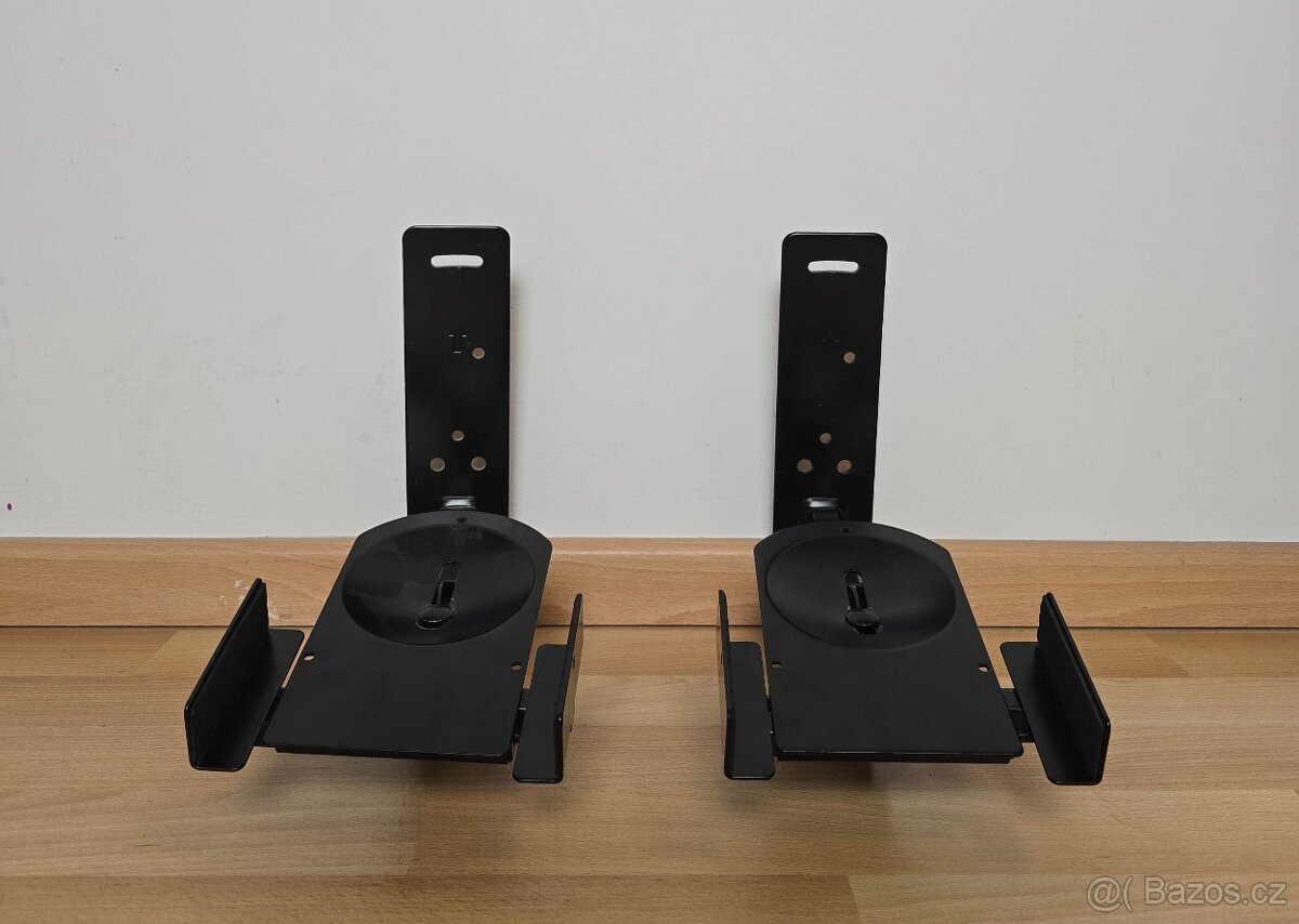 Drziaky na stenu pre regalove reproduktory