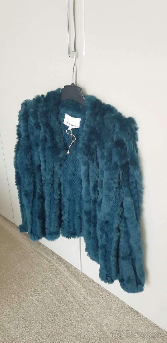 Svetr pravá kožešina pc; 5800kč vel.S