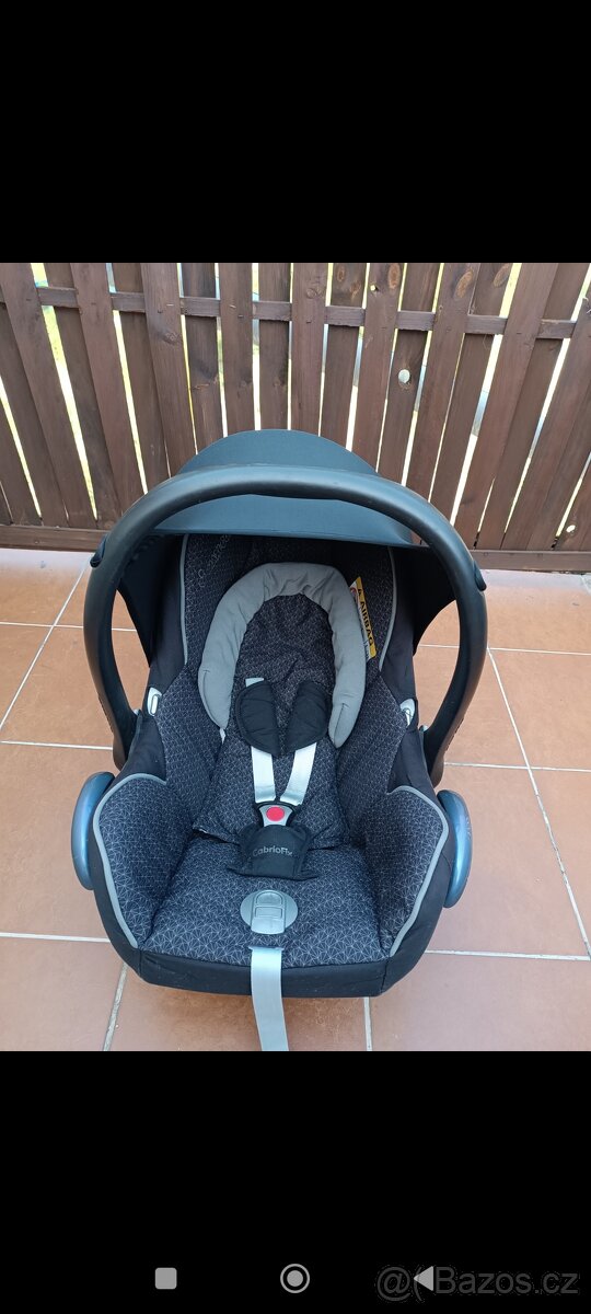 Autosedačko vajíčko