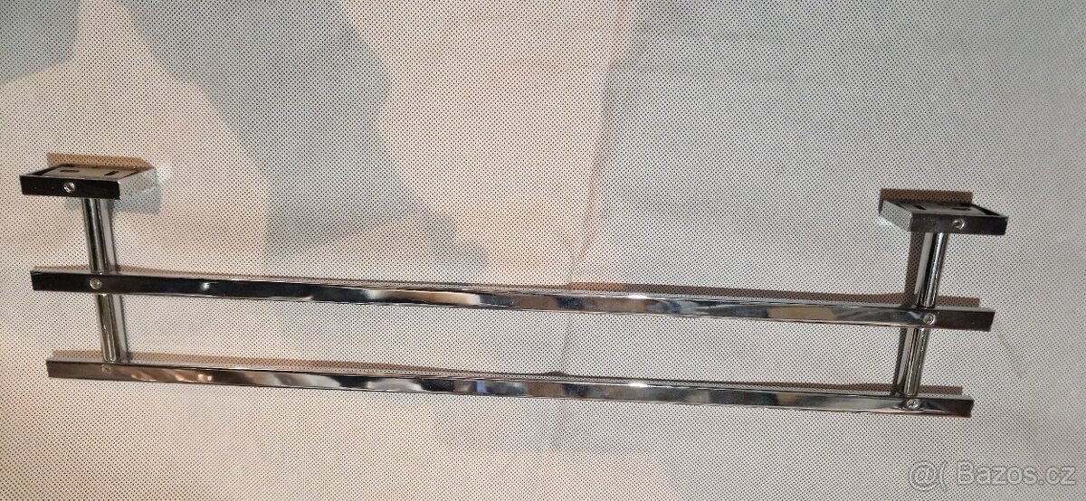 Prodám držák ručníků chromovaný