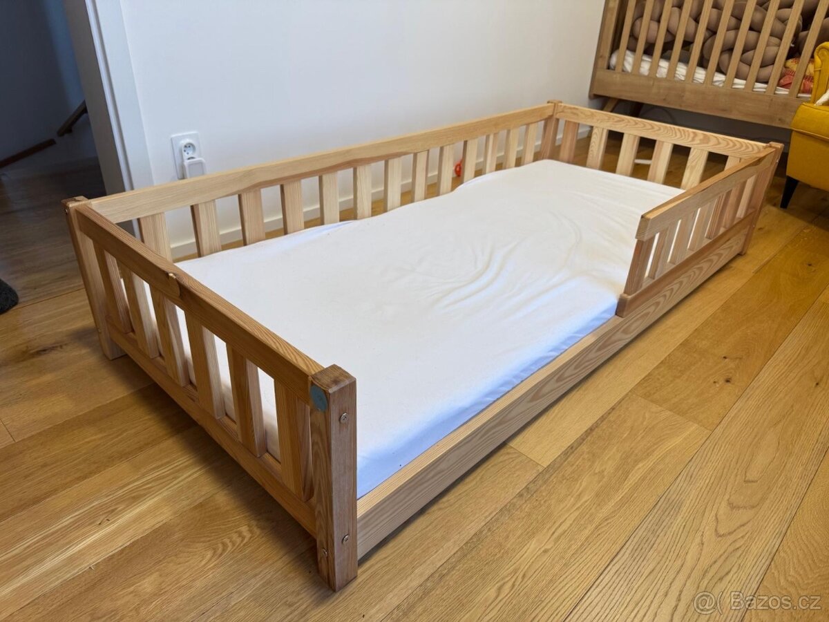 Dětská postel + Zdarma matrace
