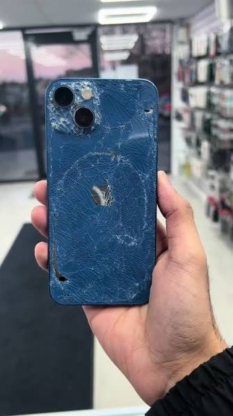 Sháním rozbitý Apple iPhone