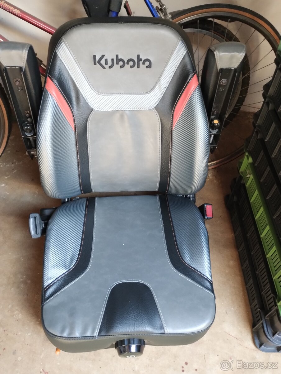 Sedačka Kubota originál