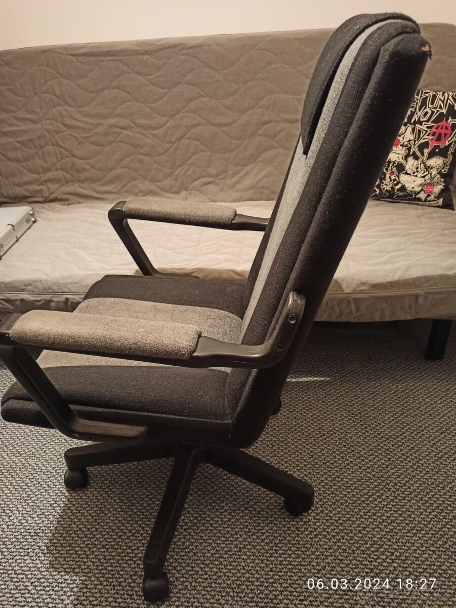 Kancelářské křeslo, židle