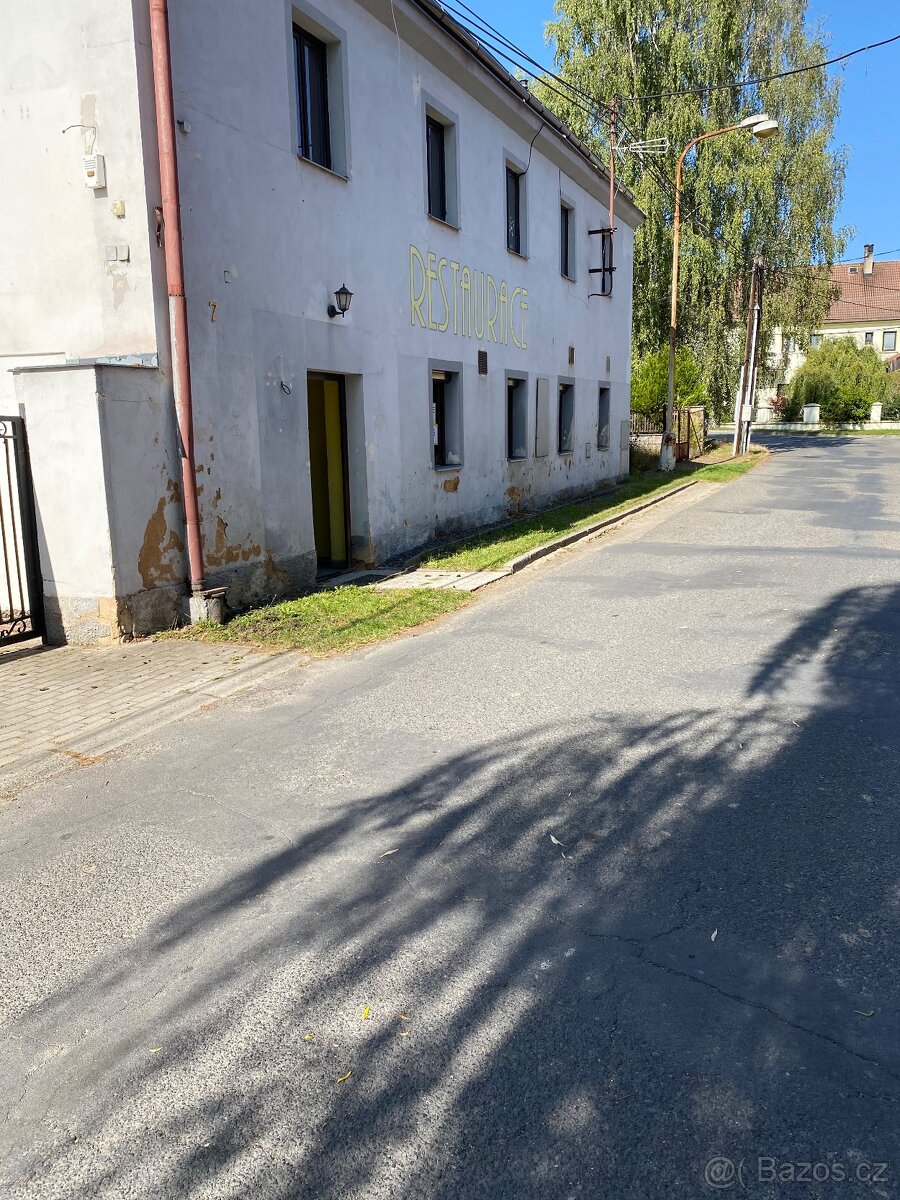 Pronájem skladu v RD - zvýhodnění pronájmu delší jak 1 rok